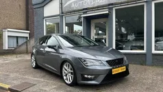Grijs, metallic lak Gebruikt 2014 Seat Leon FR Hatchback | € 11.999 (Eerlijke prijs)