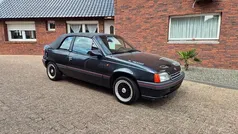 Blauw Gebruikt 1991 Opel Kadett S Cabriolet | € 3.750