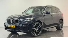 Zwart Gebruikt 2022 BMW X5 Executive SUV | € 65.895 (Eerlijke prijs)