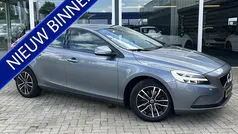 Grijs Gebruikt 2017 Volvo V40 Stationwagen | € 11.750 (Eerlijke prijs)