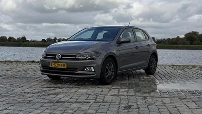 Grijs Gebruikt 2021 VW Polo Comfortline Hatchback | € 15.250 (Eerlijke prijs)