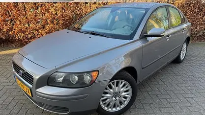 Occasion Volvo S40 140 PK (102 kW) 2004 Grijs (metallic) Sedan
