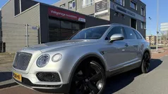 Grijs Gebruikt 2020 Bentley Bentayga SUV | € 143.750 (Goede deal)