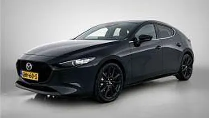 Zwart metallic Occasion 2024 Mazda 3 Homura-Line Hatchback | € 26.945 (Eerlijke prijs)