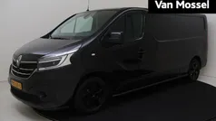 Zwart Gebruikt 2020 Renault Trafic Luxe Van | € 19.930 (Eerlijke prijs)