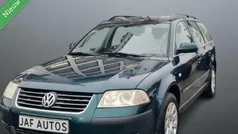Groen Gebruikt 2002 VW Passat Stationwagen | € 999 (Eerlijke prijs)