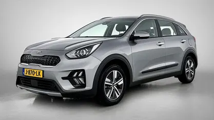 Grijs Gebruikt 2020 Kia Niro SUV | € 22.445 (Eerlijke prijs)