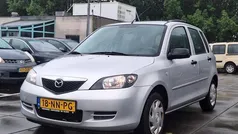 Grijs Gebruikt 2004 Mazda 2 Exclusive MPV | € 1.850 (Eerlijke prijs)