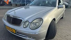 Grijs Gebruikt 2002 Mercedes E240 Avantgarde Sedan | € 2.999 (Eerlijke prijs)