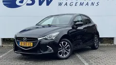 Zwart Gebruikt 2017 Mazda 2 Hatchback | € 13.950 (Eerlijke prijs)