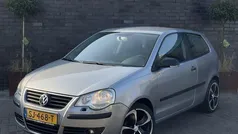 Grijs Gebruikt 2007 VW Polo Sportline Hatchback | € 2.495 (Eerlijke prijs)