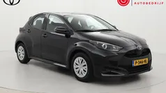 Gebruikt 2022 Toyota Yaris Hybrid Active Hatchback | € 19.499 (Eerlijke prijs)