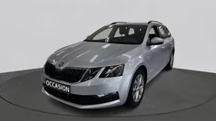 Brilliant silver metallic Gebruikt 2020 Skoda Octavia Business Line Stationwagen | € 17.950 (Goede deal)