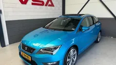 Blauw, metallic lak Gebruikt 2016 Seat Leon ST CONNECT Stationwagen | € 13.495 (Eerlijke prijs)