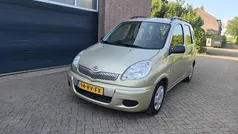 Beige Gebruikt 2005 Toyota Yaris Verso Sol MPV | € 4.750 (Eerlijke prijs)