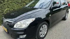 Zwart Gebruikt 2007 Hyundai i30 Dynamiq Hatchback | € 3.650 (Eerlijke prijs)