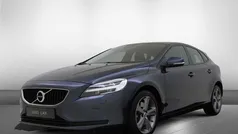Blauw Gebruikt 2017 Volvo V40 Stationwagen | € 17.950 (Goede deal)