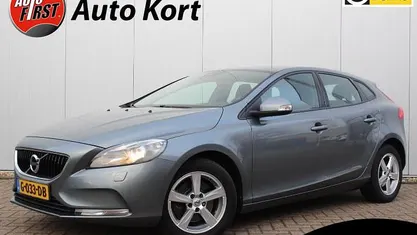 Occasion 2018 Volvo V40 Momentum Hatchback | € 13.950 (Goede deal)