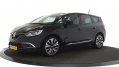Zwart, metallic lak Gebruikt 2023 Renault Grand Scénic IV Equilibre MPV | € 27.900 (Eerlijke prijs)