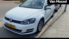 Wit Gebruikt 2017 VW Golf VII Comfortline Hatchback | € 12.400 (Eerlijke prijs)