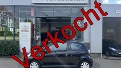 Zwart Gebruikt 2012 Toyota Aygo Hatchback | € 6.500 (Eerlijke prijs)