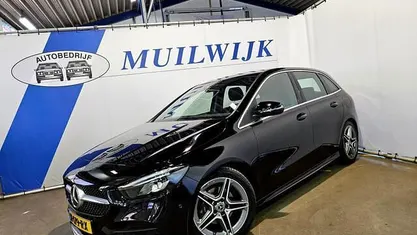 Occasion Mercedes B180 Business 136 PK (100 kW) 2020 MPV