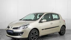 Gebruikt 2006 Renault Clio II Authentique Hatchback | € 2.490 (Eerlijke prijs)