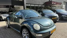 Groen Gebruikt 2004 VW Beetle Highline Cabriolet | € 2.650 (Goede deal)