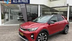Gebruikt 2018 Kia Stonic SUV | € 14.400 (Eerlijke prijs)