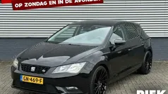 Zwart Gebruikt 2015 Seat Leon CONNECT Hatchback | € 6.999 (Eerlijke prijs)