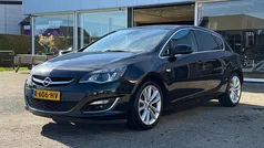 Gebruikt 2015 Opel Astra Edition Hatchback | € 7.250 (Eerlijke prijs)