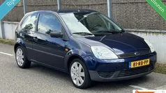 Blauw Gebruikt 2005 Ford Fiesta Ambiente Hatchback | € 1.800 (Eerlijke prijs)