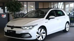 Gebruikt 2020 VW Golf VII Style Hatchback | € 25.450 (Eerlijke prijs)