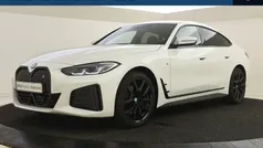 Wit, metallic lak Gebruikt 2024 BMW i4 M Sport Sedan | € 52.950 (Eerlijke prijs)