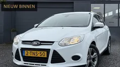 Wit Gebruikt 2014 Ford Focus Hatchback | € 6.443 (Eerlijke prijs)