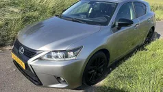 Grijs Gebruikt 2016 Lexus CT200h Hatchback | € 14.950 (Eerlijke prijs)