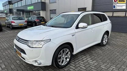 Occasion Mitsubishi Outlander Instyle 121 PK (88 kW) 2015 Wit SUV