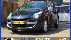 Zwart Gebruikt 2011 Renault Scénic III MPV | € 4.950 (Eerlijke prijs)