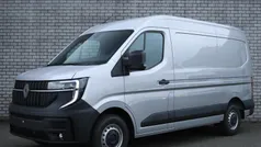 Gebruikt 2024 Renault Master Van | € 37.402 (Eerlijke prijs)