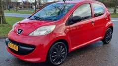 Gebruikt 2008 Peugeot 107 Urban Move Hatchback | € 1.950 (Goede deal)