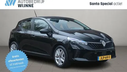 Zwart Gebruikt 2025 Renault Clio V Evolution Hatchback | € 18.930 (Eerlijke prijs)