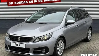 Grijs Gebruikt 2018 Peugeot 308 SW Allure Stationwagen | € 6.999 (Goede deal)