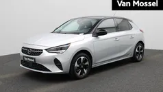 Grijs Gebruikt 2023 Opel Corsa-e Elegance Hatchback | € 19.900 (Eerlijke prijs)