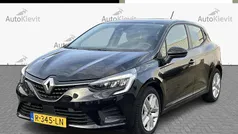 Zwart Gebruikt 2022 Renault Clio V Zen Hatchback | € 15.450 (Eerlijke prijs)