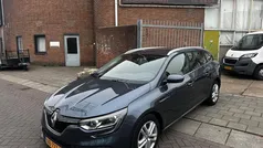 Grijs, metallic lak Gebruikt 2017 Renault Mégane GrandTour Zen Stationwagen | € 6.950 (Goede deal)