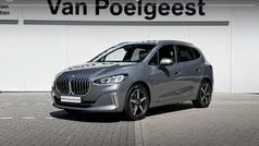 Skyscraper grey metallic (grijs metallic) Gebruikt 2023 BMW 225 Active Tourer Comfort Edition MPV | € 37.900 (Eerlijke prijs)