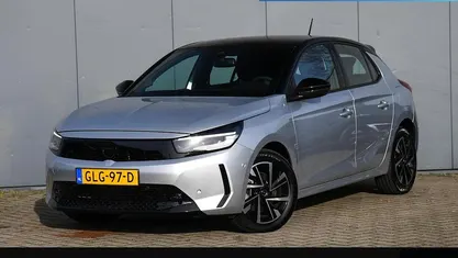 Grijs Occasion 2024 Opel Corsa Hatchback | € 23.495 (Eerlijke prijs)