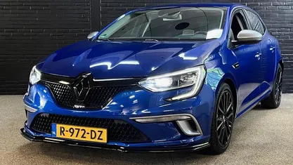 Blauw Occasion 2022 Renault Mégane IV GT Hatchback | € 16.400 (Super prijs)