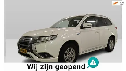 Wit Occasion 2021 Mitsubishi Outlander SUV | € 18.450 (Eerlijke prijs)
