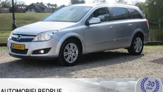 Grijs Gebruikt 2010 Opel Astra Cosmo Stationwagen | € 2.250 (Eerlijke prijs)